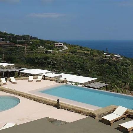 Pantelleria Dream Hotel 4*