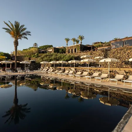Pantelleria Dream Hotel 4*