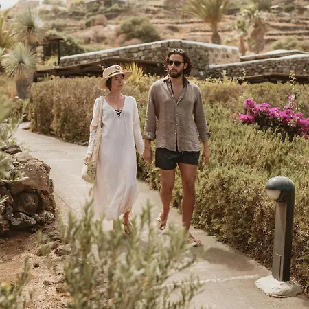 Отель Pantelleria Dream 4*