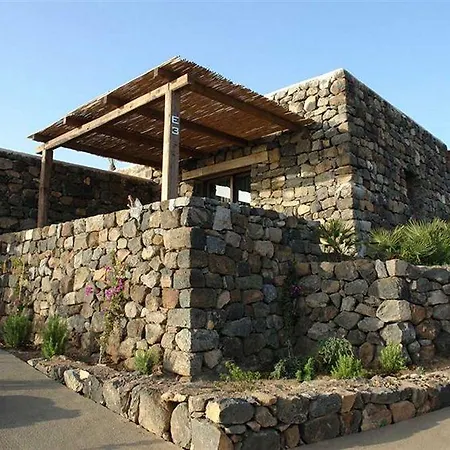 Pantelleria Dream Отель Трачино