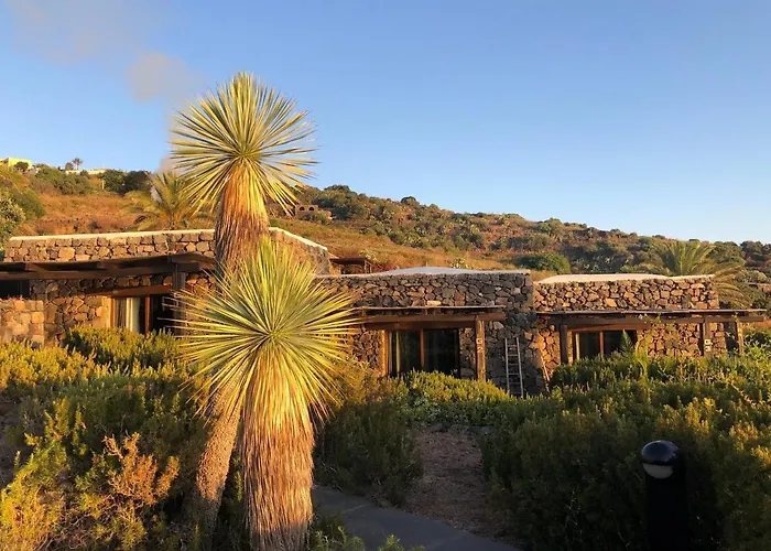 Pantelleria Dream Hotel 4*